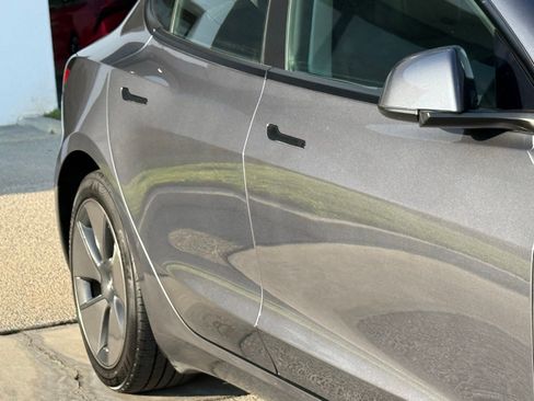 Used 2023 Tesla Model 3 Standard Range RWD image 9