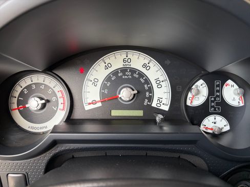 Used 2008 Toyota FJ Cruiser 4WD image 18