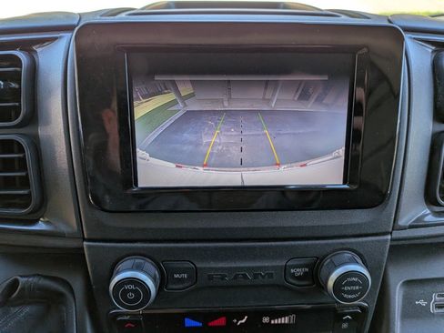 Used 2022 RAM ProMaster 2500 w/ Premium Appearance Group image 11