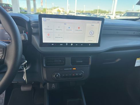 New 2026 Ford Maverick XL AWD/4WD image 19