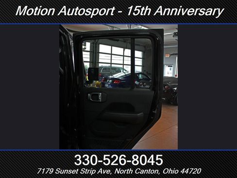 Used 2018 Jeep Wrangler Unlimited Sahara w/ Uconnect 4C Nav & Sound Group AWD/4WD image 45