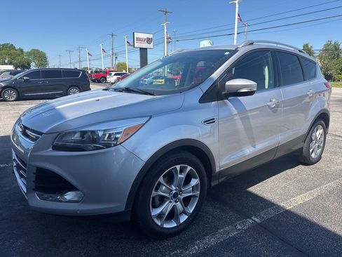 Used 2016 Ford Escape Titanium w/ Equipment Group 301A FWD image 5