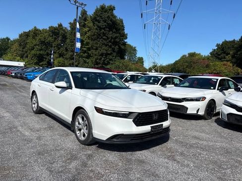 Used 2024 Honda Accord LX image 2