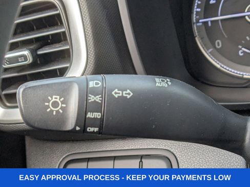 Used 2022 Hyundai Venue SE w/ Cargo Package image 35