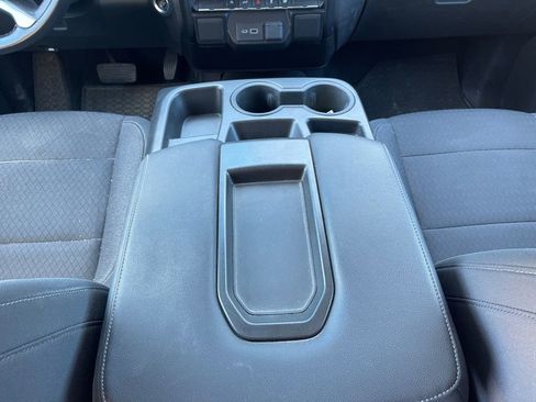 Used 2021 Chevrolet Silverado 1500 LT image 23