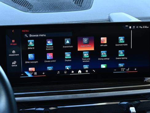 Certified 2025 BMW X7 xDrive40i w/ Premium Package image 18