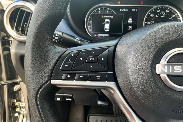 Used 2025 Nissan Versa SV w/ Trunk Package FWD image 10