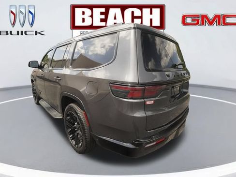Used 2025 Jeep Wagoneer Series II w/ Convenience Group I RWD image 17