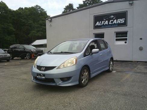 Used 2009 Honda Fit Sport image 1