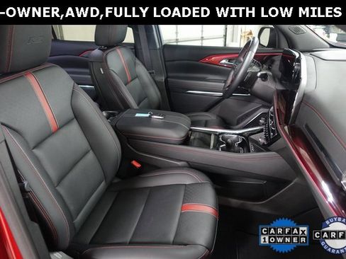 Used 2024 Chevrolet Traverse RS image 29