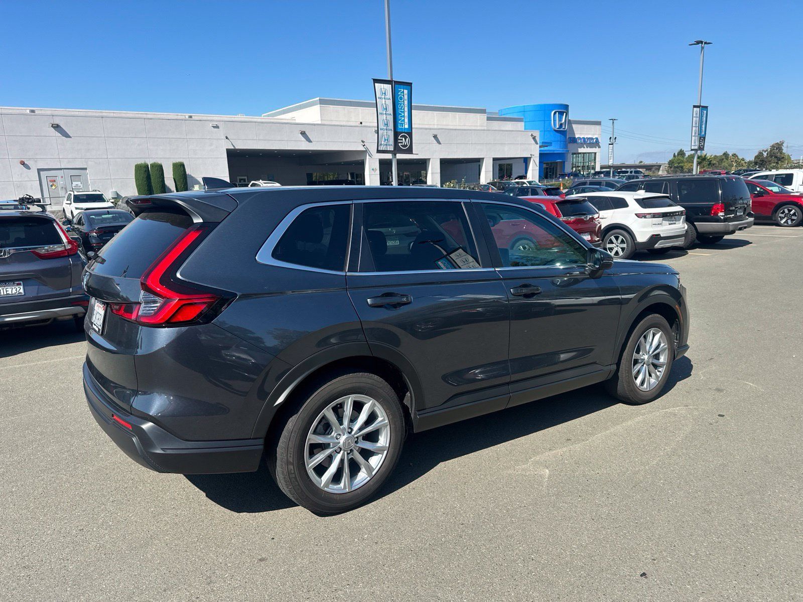 Used 2024 Honda CR-V EX image 3