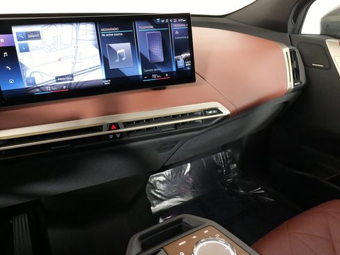 Used 2023 BMW iX xDrive50 w/ Premium Package image 47