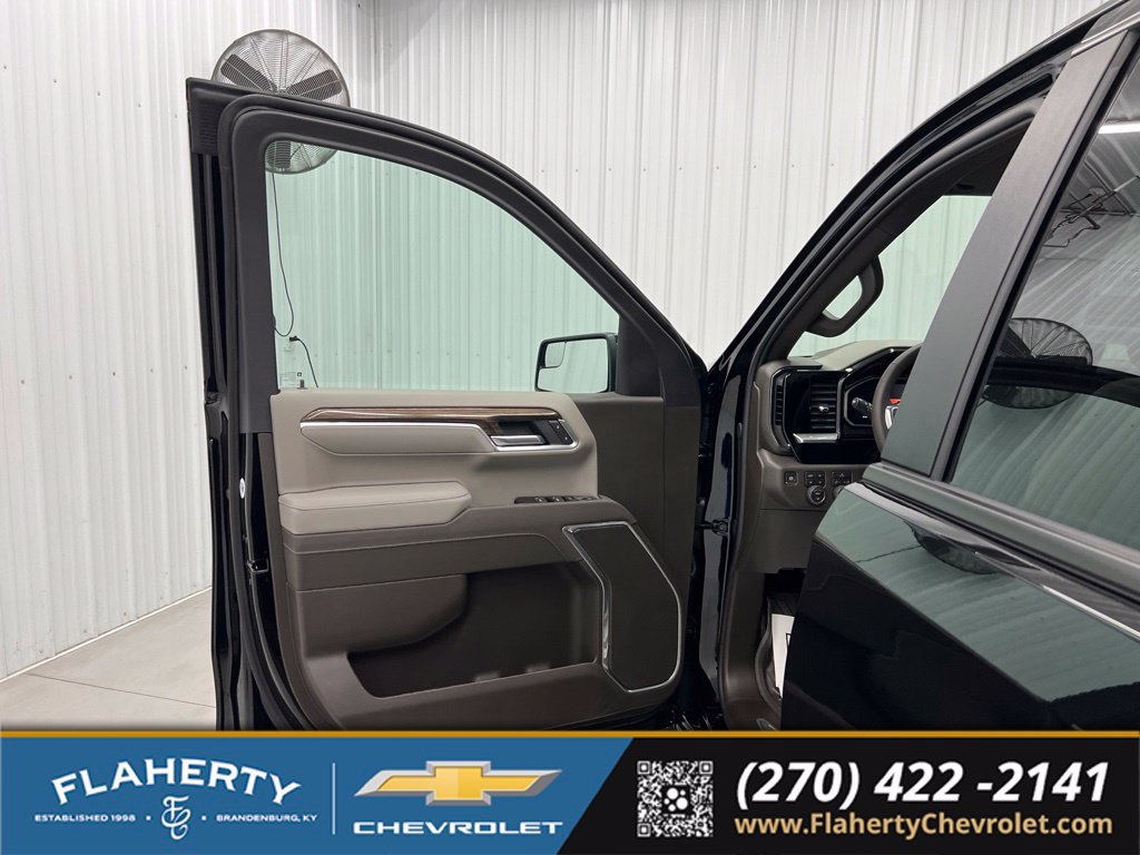 New 2026 Chevrolet Silverado 1500 RST AWD/4WD image 8