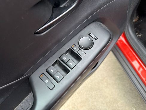 Used 2024 Hyundai Kona SEL FWD image 16