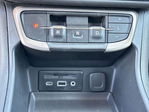 Used 2023 GMC Terrain Denali w/ Denali Premium Package AWD/4WD image 27