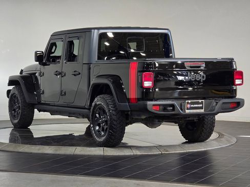 Used 2021 Jeep Gladiator Willys image 7