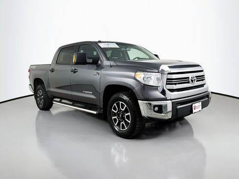 Used 2016 Toyota Tundra SR5 AWD/4WD image 1