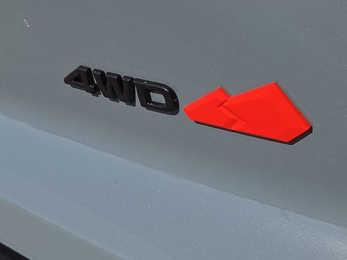 New 2026 Nissan Pathfinder Rock Creek image 8