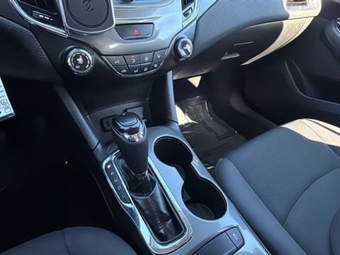 Used 2019 Chevrolet Cruze LS w/ LS Convenience Package image 14