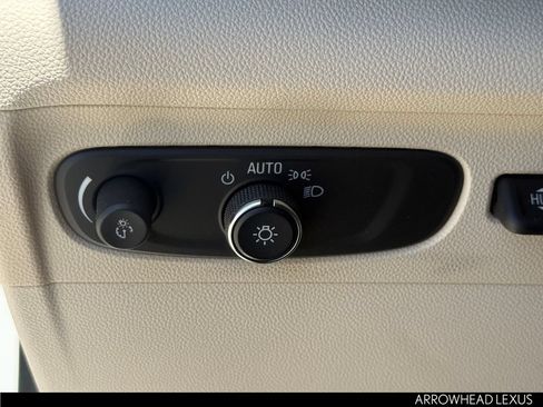 Used 2022 Buick Envision Avenir w/ Technology Package II AWD/4WD image 24