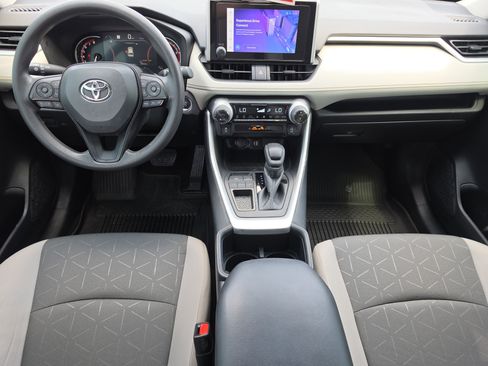 Certified 2024 Toyota RAV4 XLE FWD image 8