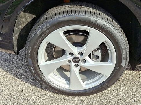 New 2025 Audi Q5 Premium Plus image 5