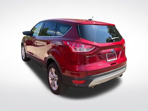 Used 2016 Ford Escape SE FWD image 3