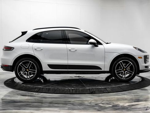 Used 2021 Porsche Macan AWD/4WD image 19