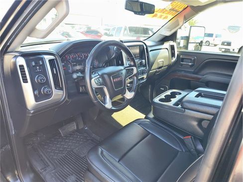 Used 2016 GMC Sierra 2500 SLT w/ Duramax Plus Package image 5