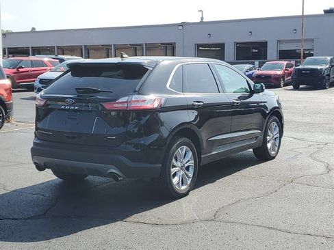 Used 2023 Ford Edge Titanium AWD/4WD image 5