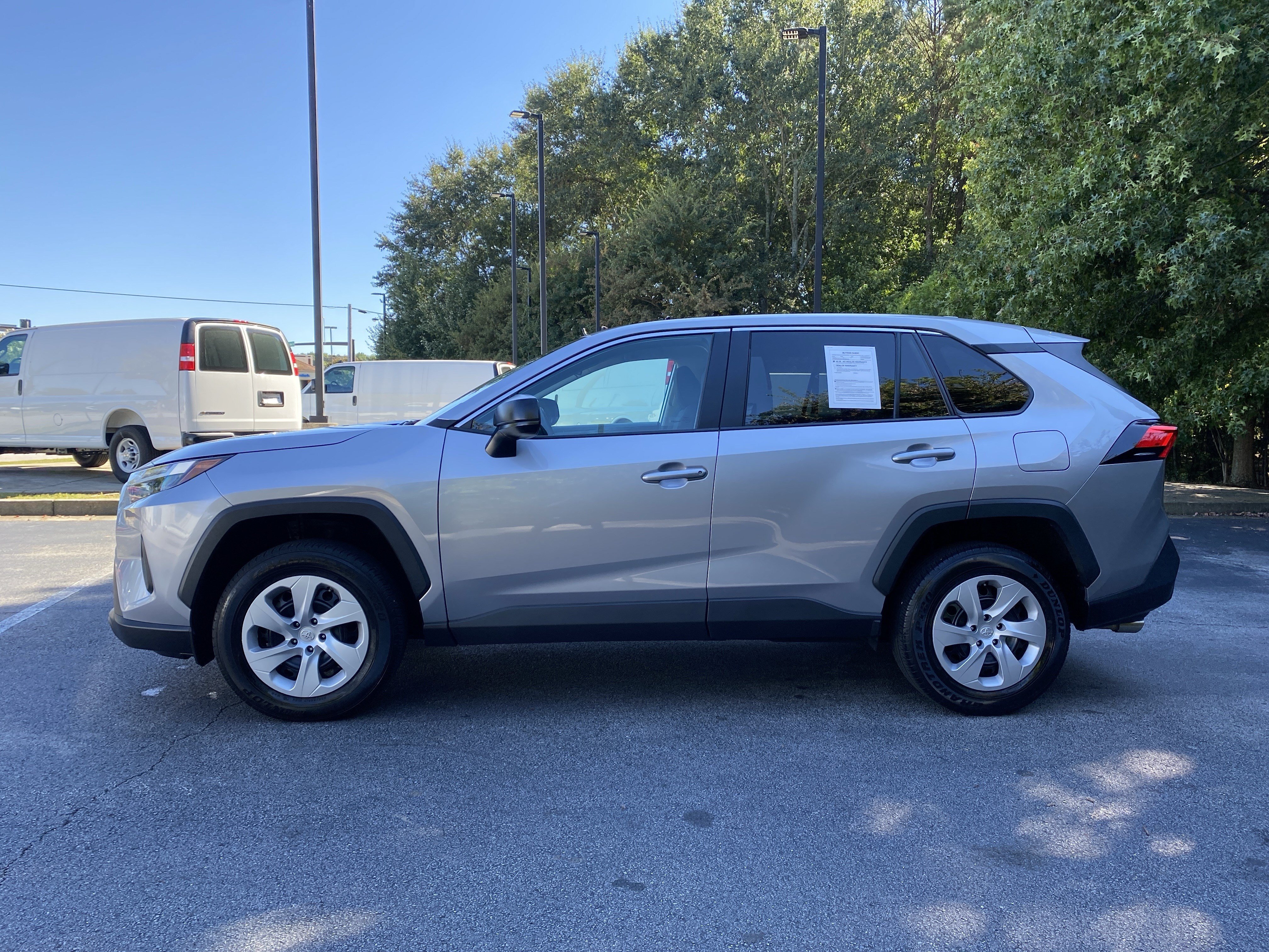 Used 2024 Toyota RAV4 LE FWD image 6