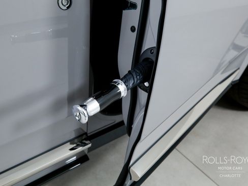 New 2026 Rolls-Royce Cullinan image 22