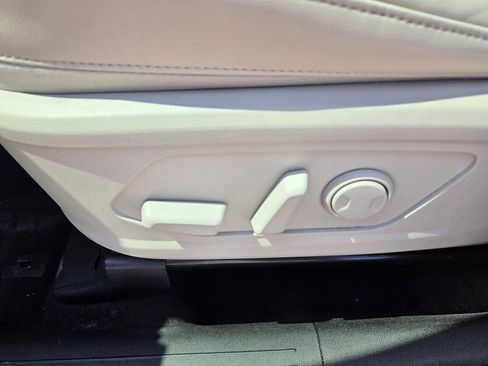 Used 2023 Kia Sorento S w/ Panoramic Sunroof Package image 5