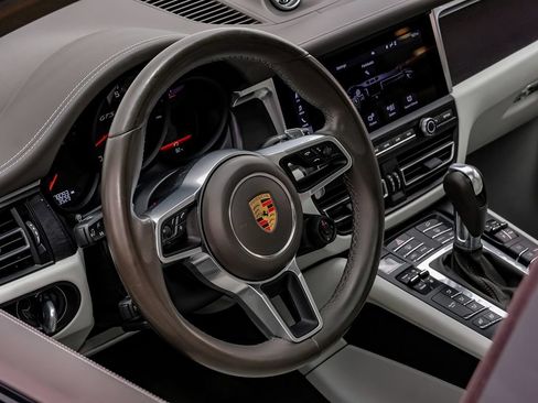 Used 2021 Porsche Macan GTS AWD/4WD image 14