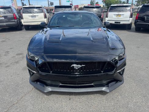 Used 2018 Ford Mustang GT RWD image 3