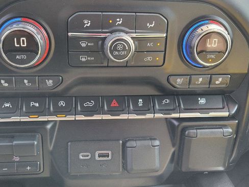 Used 2019 Chevrolet Silverado 1500 LTZ w/ LTZ Plus Package image 20