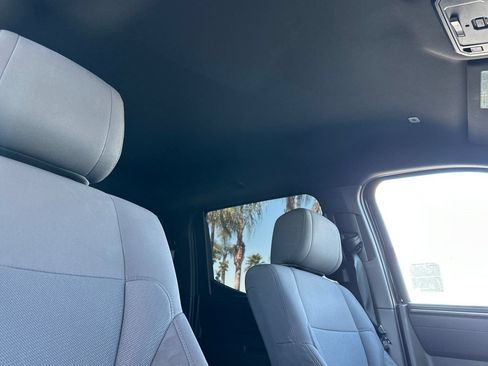 Used 2025 Toyota Tundra SR5 AWD/4WD image 17