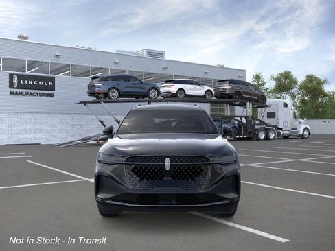 New 2026 Lincoln Nautilus Reserve AWD/4WD image 6