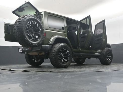 Used 2021 Jeep Wrangler Unlimited Sahara w/ Uconnect 4C Nav & Sound Group AWD/4WD image 52
