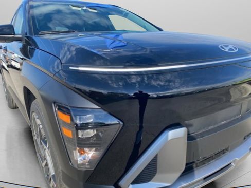 New 2026 Hyundai Kona SEL Premium FWD image 6