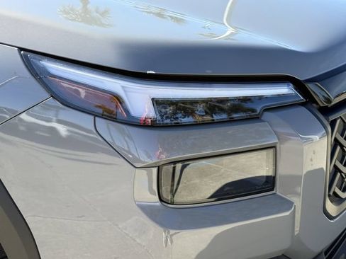 Certified 2026 Subaru Outback Premium AWD/4WD image 8