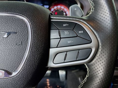 Used 2023 Dodge Challenger SRT Hellcat RWD image 17