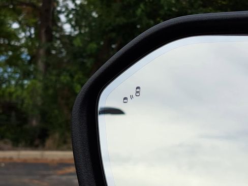 New 2026 Ford Explorer ST-Line w/ ST-Line Street Pack image 18