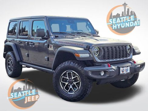 Used 2024 Jeep Wrangler Unlimited Rubicon w/ Convenience Group image 1