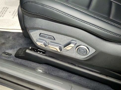 Used 2026 Kia EV9 Land w/ Nightfall Edition Package AWD/4WD image 12