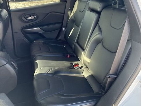 Used 2020 Jeep Cherokee High Altitude image 14