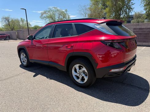 Used 2022 Hyundai Tucson SEL w/ Cargo Package AWD/4WD image 7