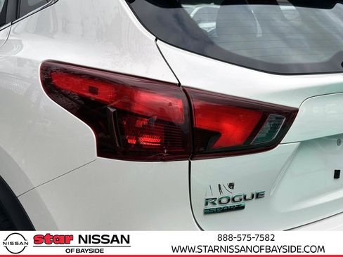 Certified 2019 Nissan Rogue Sport S image 7