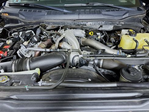 Used 2020 Ford F350 XL w/ STX Appearance Package image 32