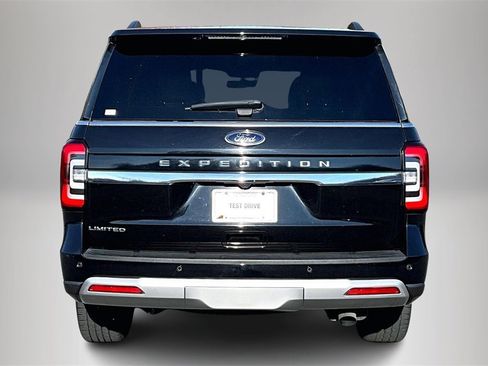 Used 2023 Ford Expedition Limited image 7